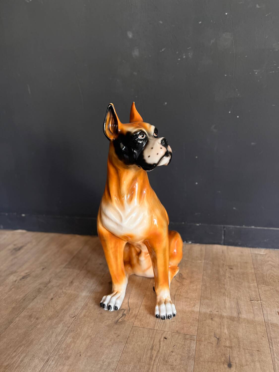 Porcelain dog