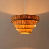 Handmade raffia suspensions