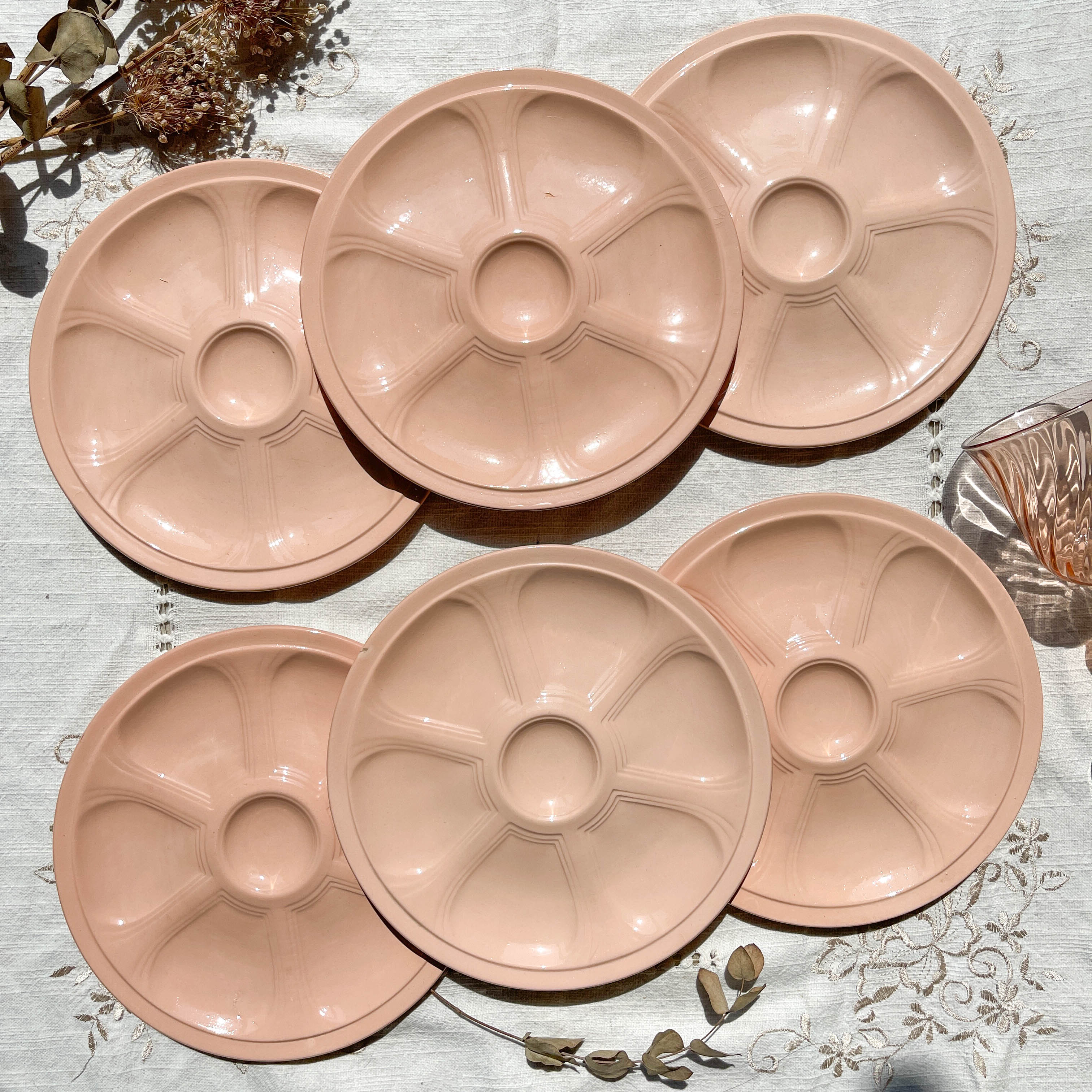 6 pink porcelain oyster plates from Digoin Sarreguemines