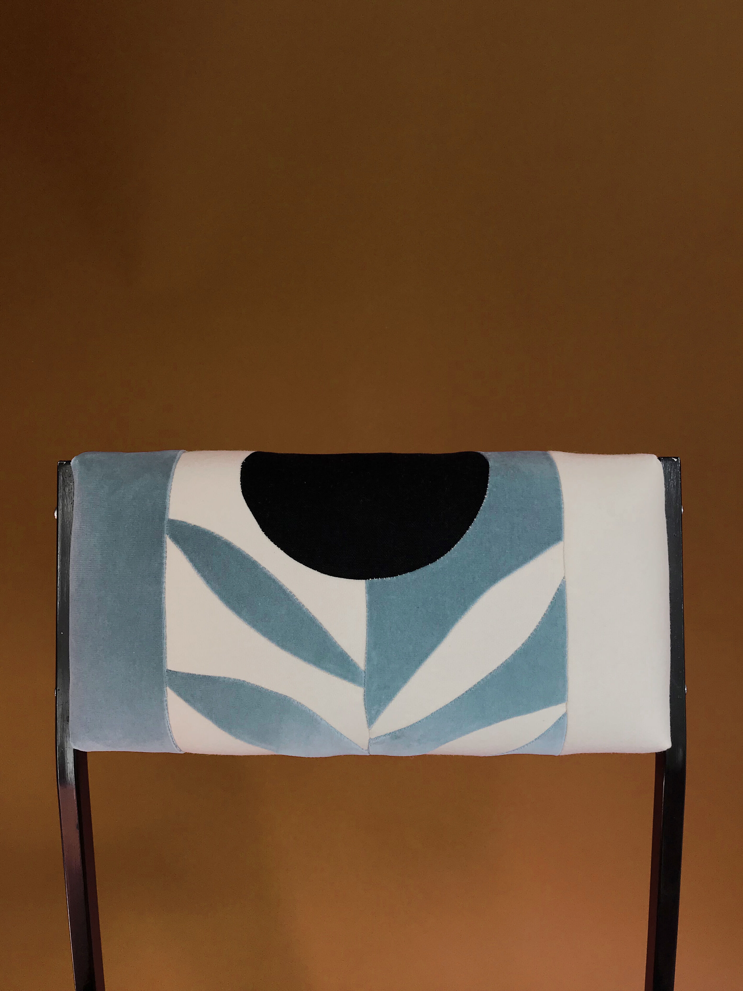 Paire de chaises uniques