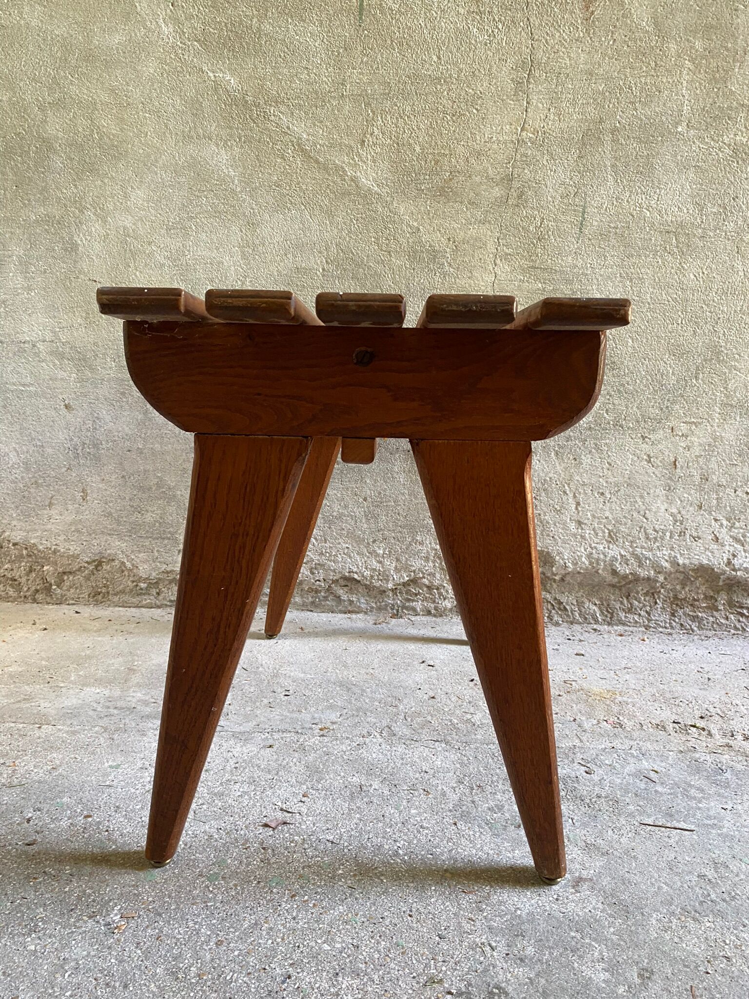 Scandinavian style plant holder with compass base