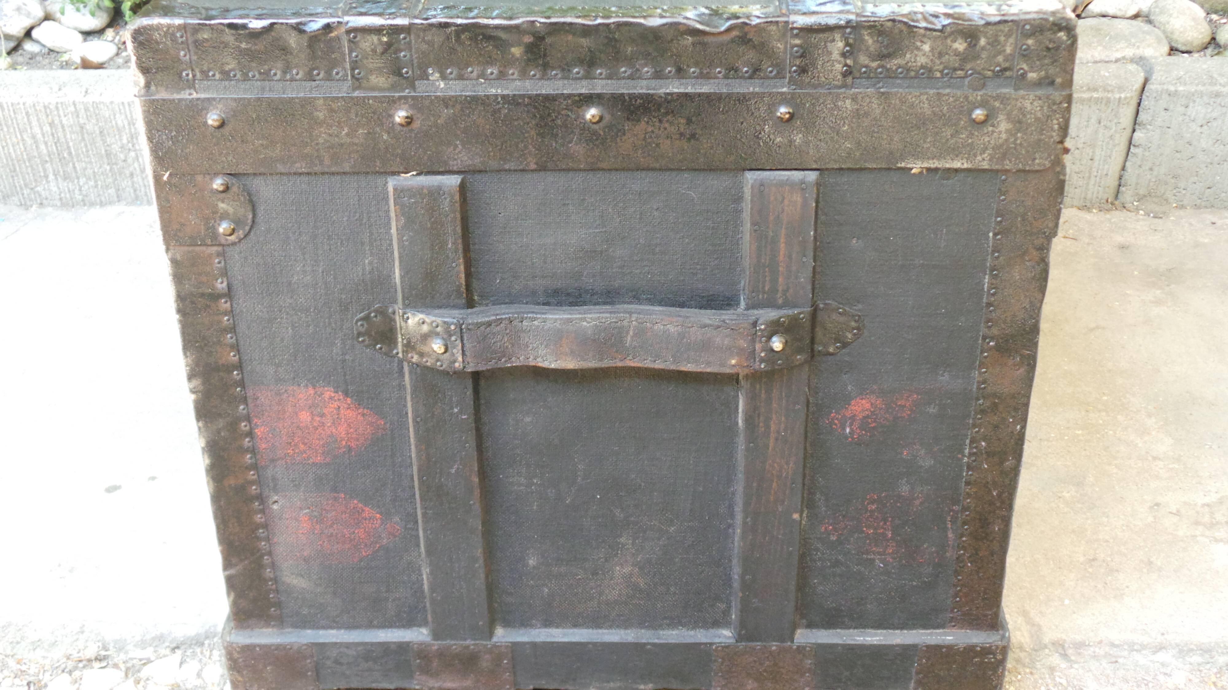 Safe travel vintage trunk