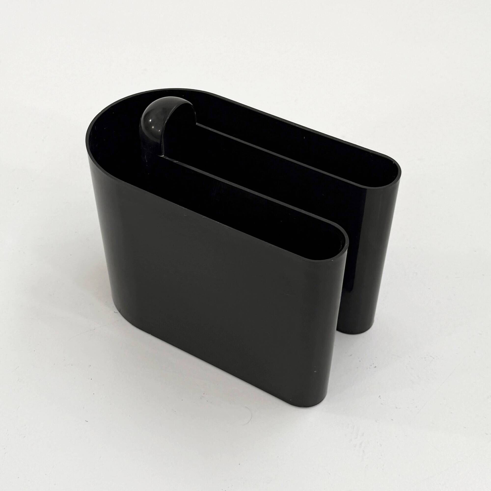 Black magazine rack by Rodolfo Bonetto for Bilumen, 1970