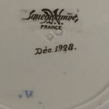 6 Sarreguemines dessert plates, cornucopia, 1928