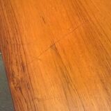 Extendable teak dining table