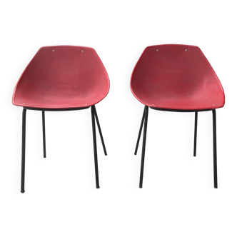 2 shell chairs by Pierre Guariche