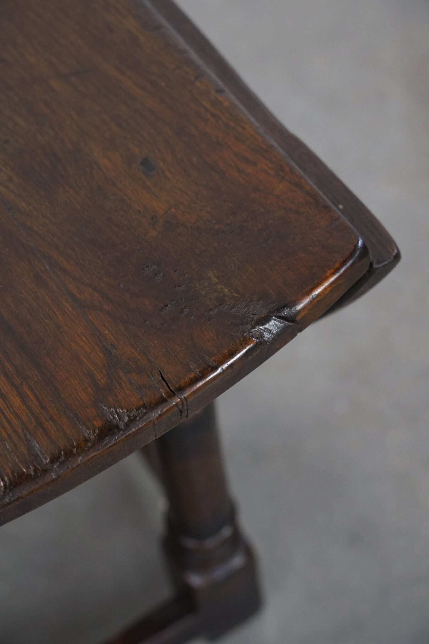Tabouret anglais ancien à abattants, en chêne, datant du XVIIIe siècle