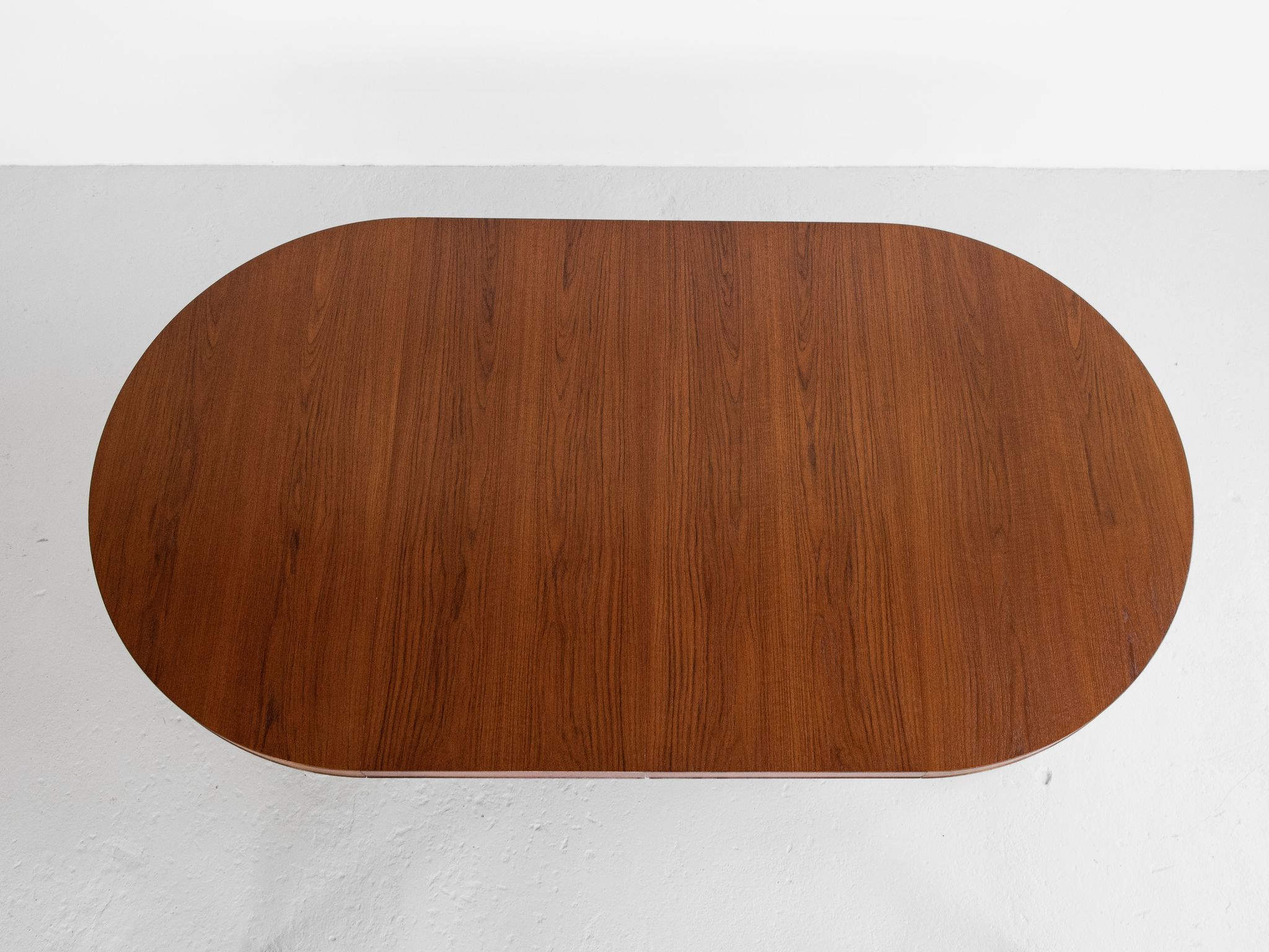 Midcentury Danish round dining table in teak by Severin Hansen for Haslev 1960s