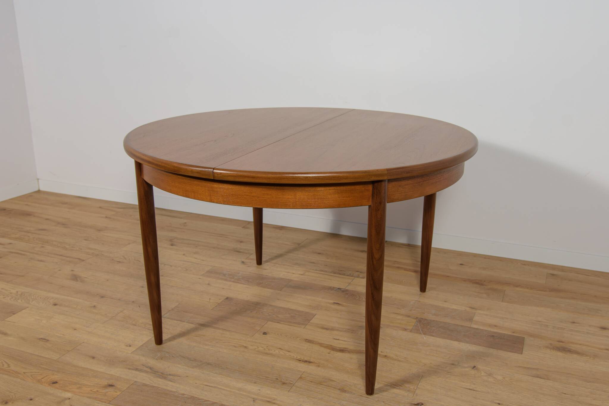 Mid-Century Teak Round Fresco Dining Table from G-Plan, United Knigdom, 1960