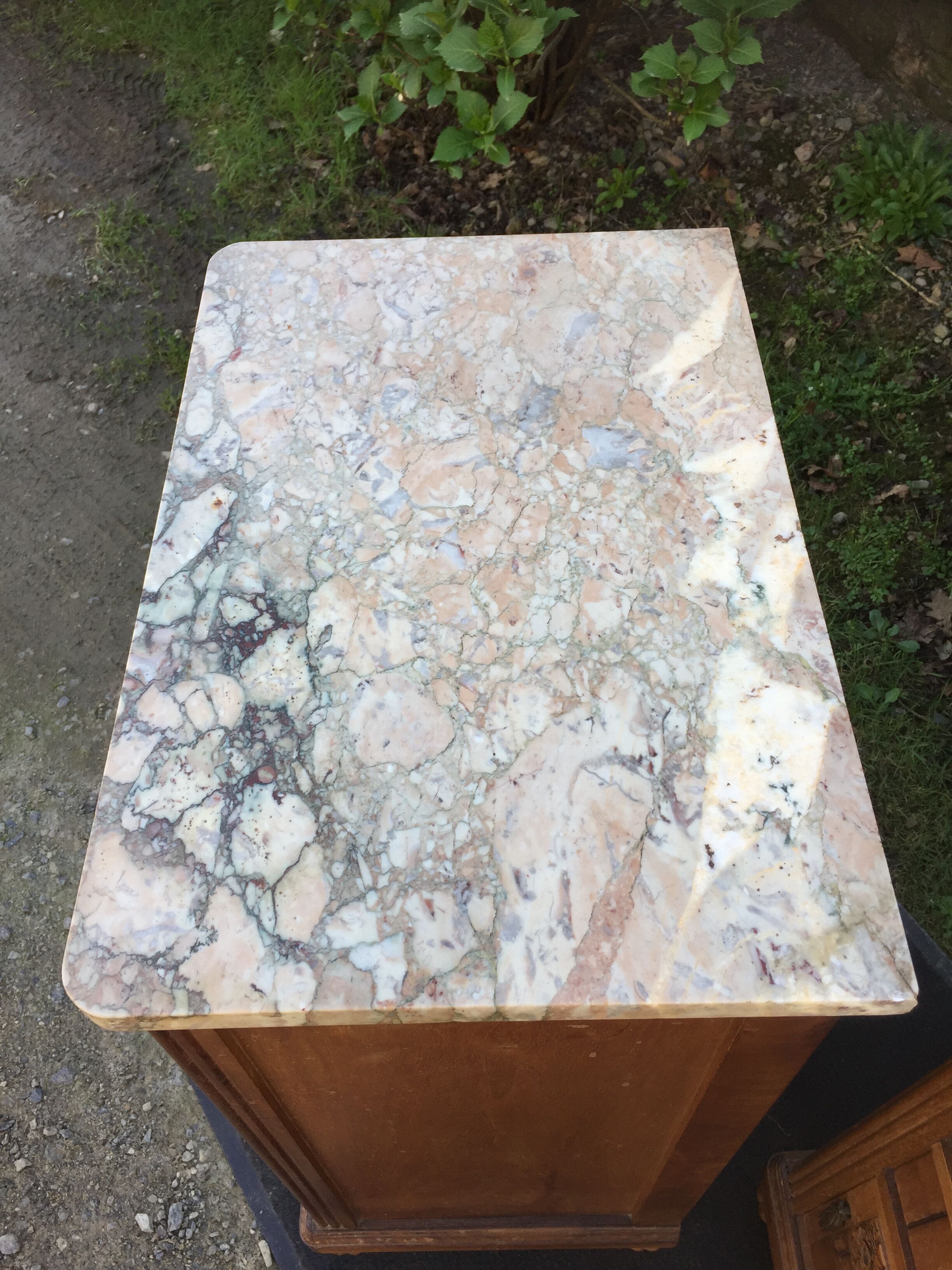 Tables de chevets vintage art deco en noyer