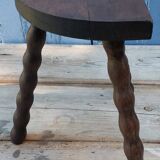 Tripod farm stool