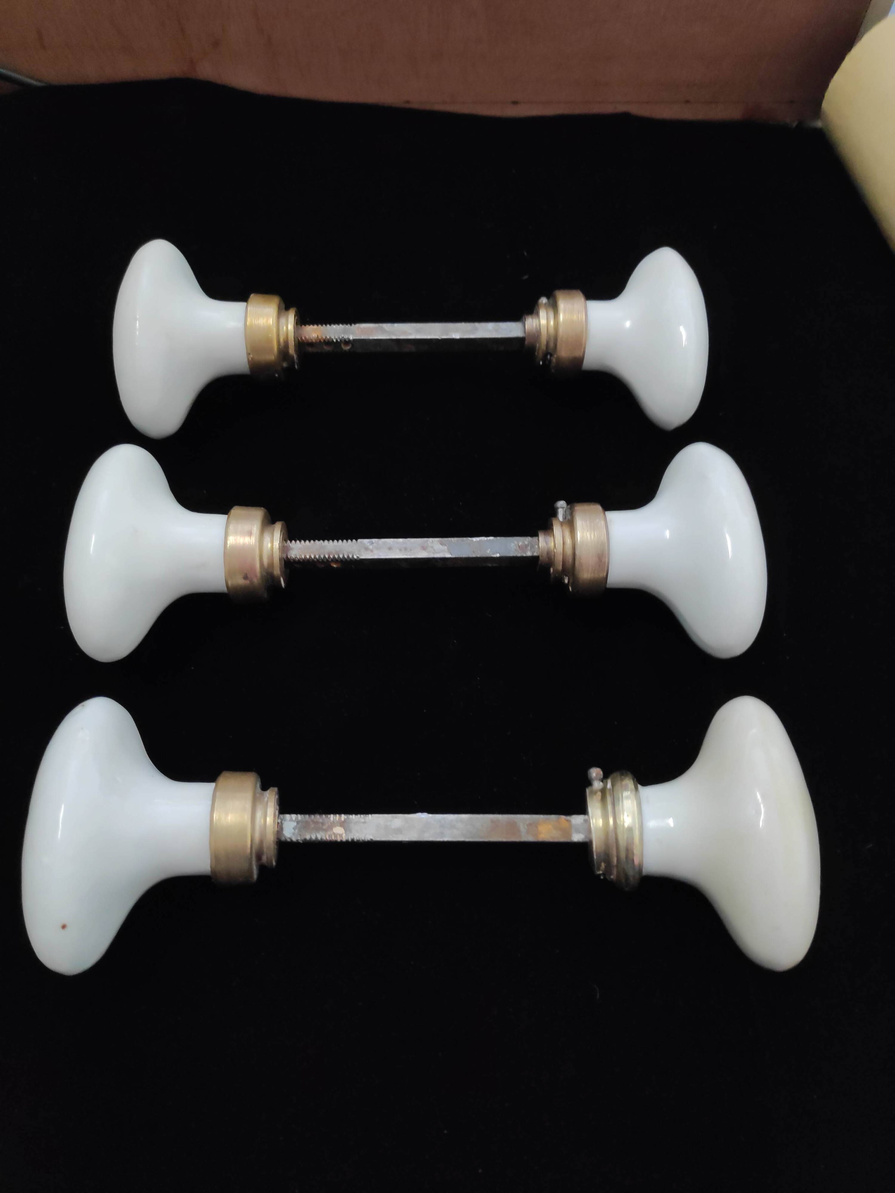 Lot de 6 poignées porcelaine