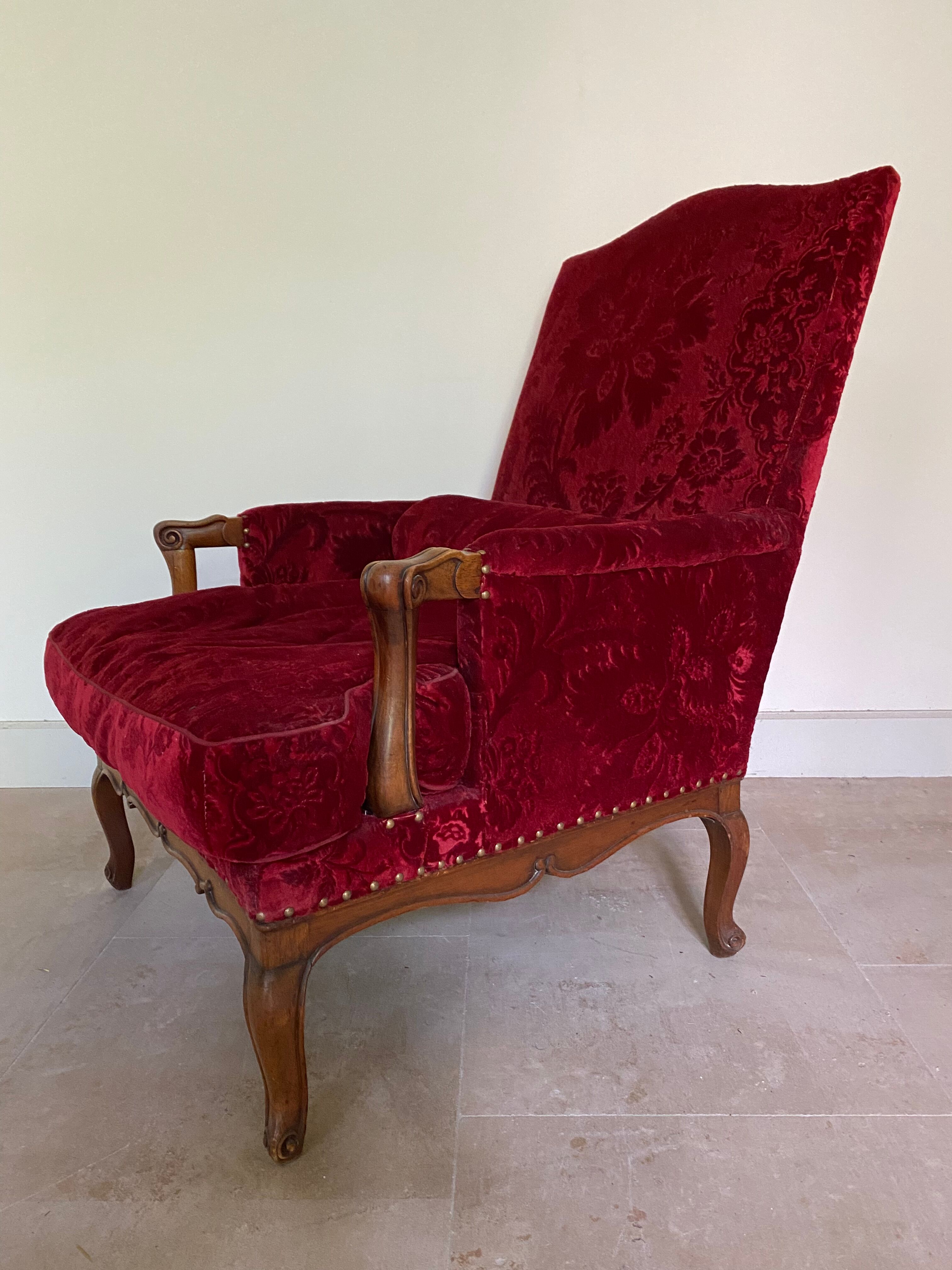 Rest chair Louis XV red velvet