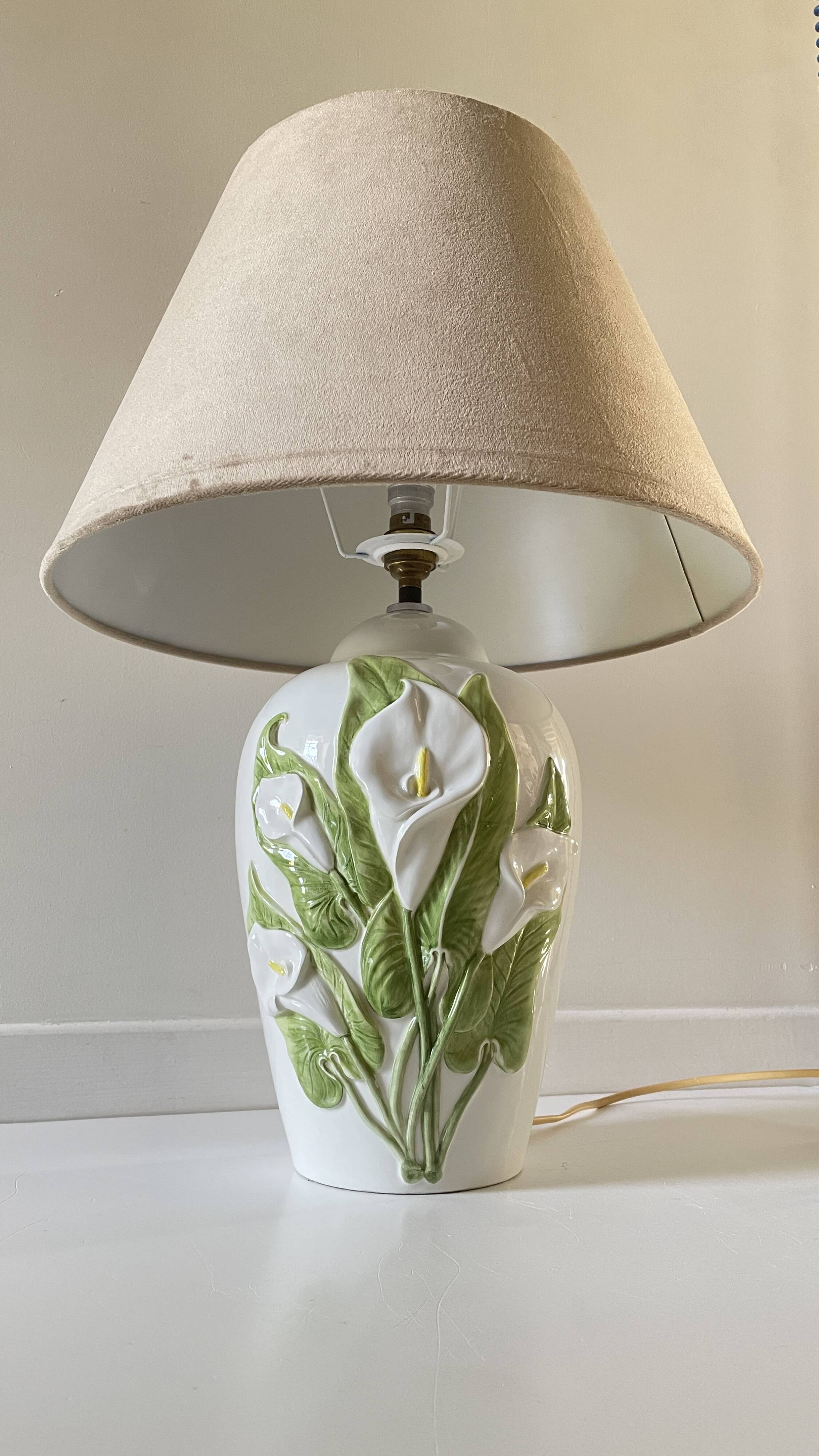 Italian ceramic lamp with arum flowers