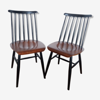 Pair of chairs of Ilamari Tapiovaara