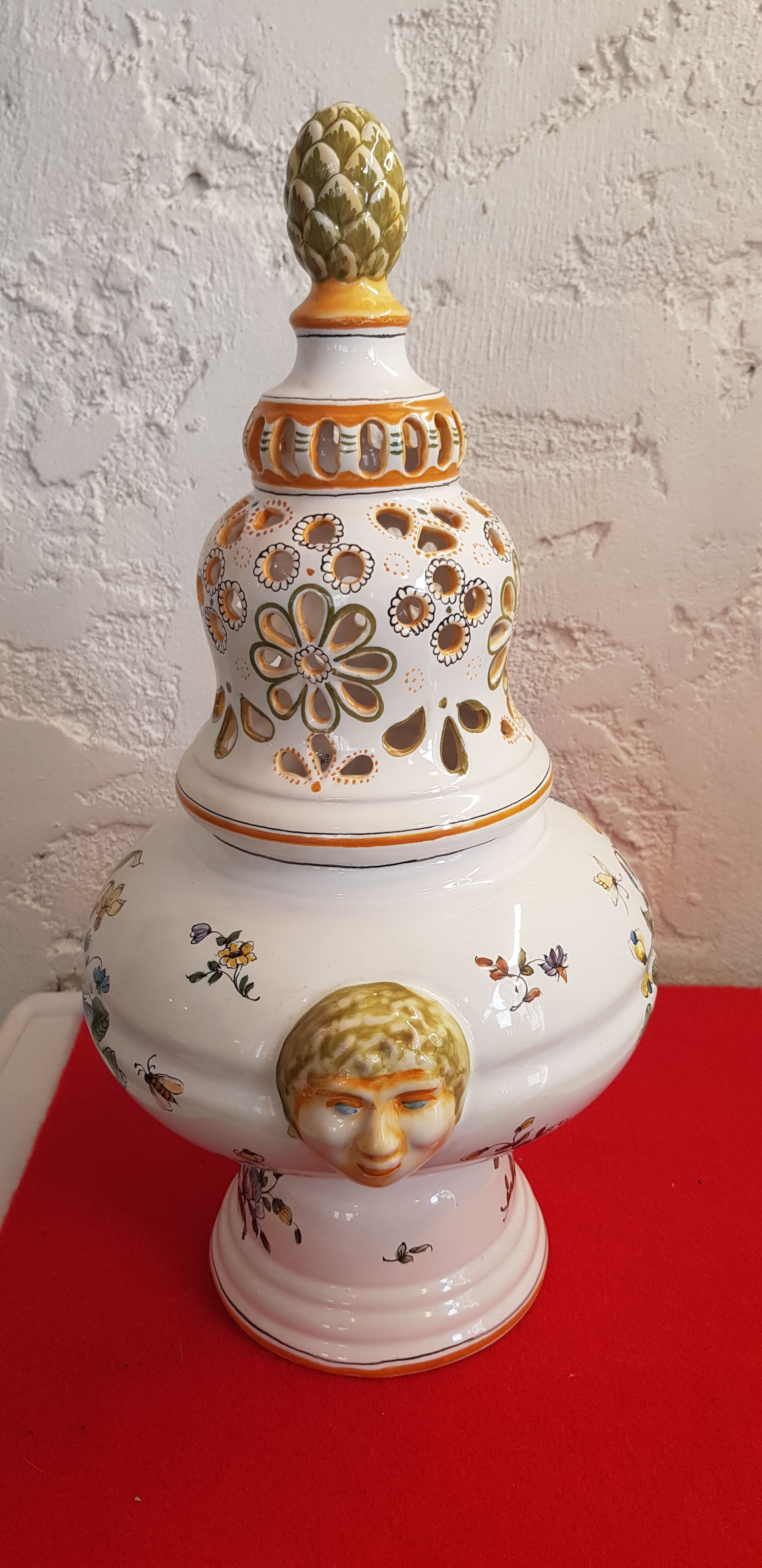 Potiche "Faïence Lallier à Moustier"