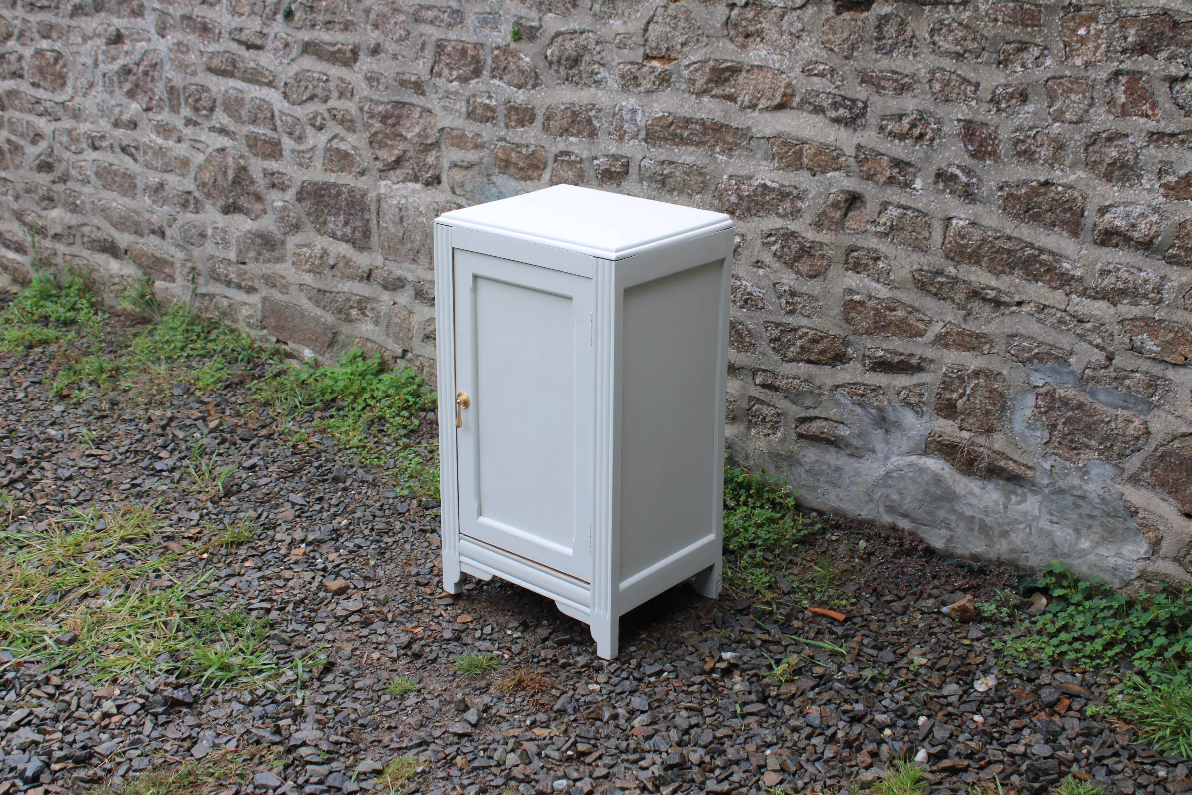 Small buffet or vintage jam maker