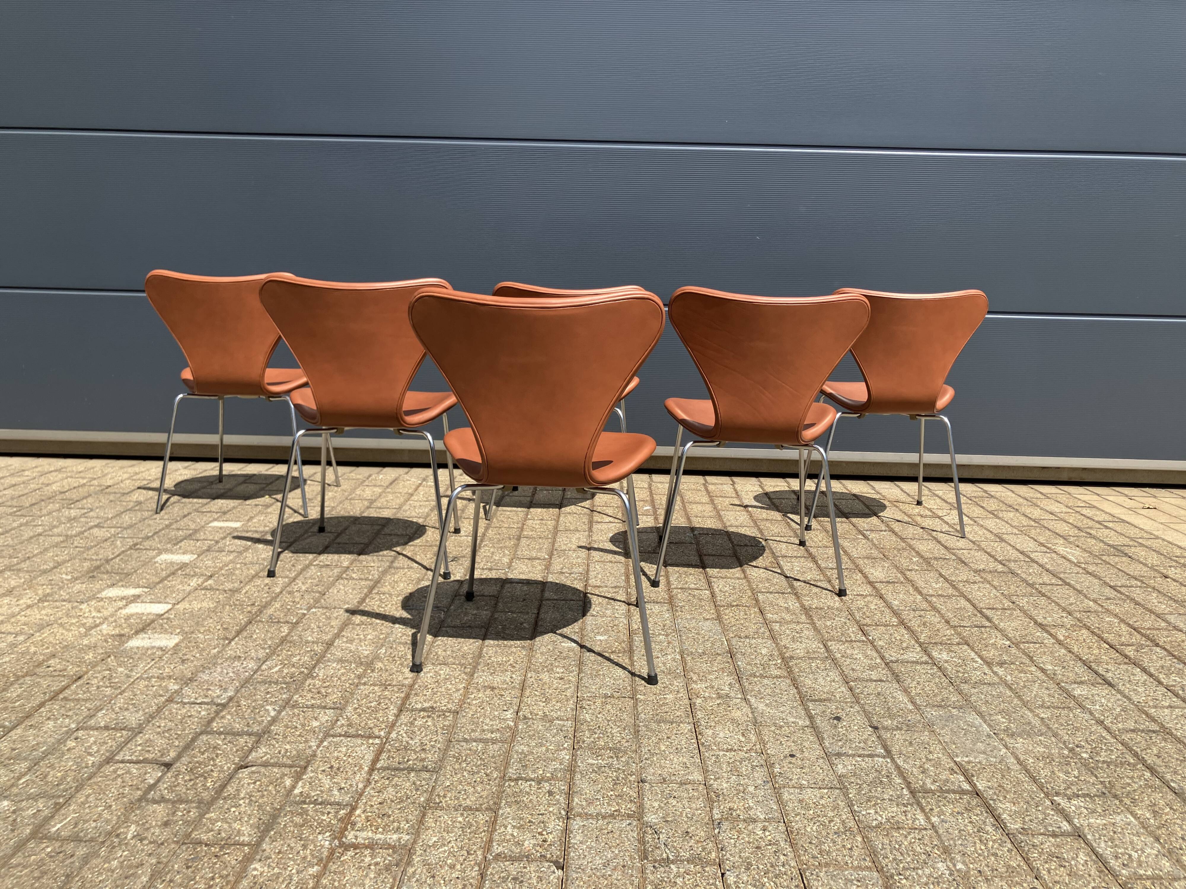 Fritz Hansen series 7 Vlinderstoelen in Cognac leather NIEUW!!