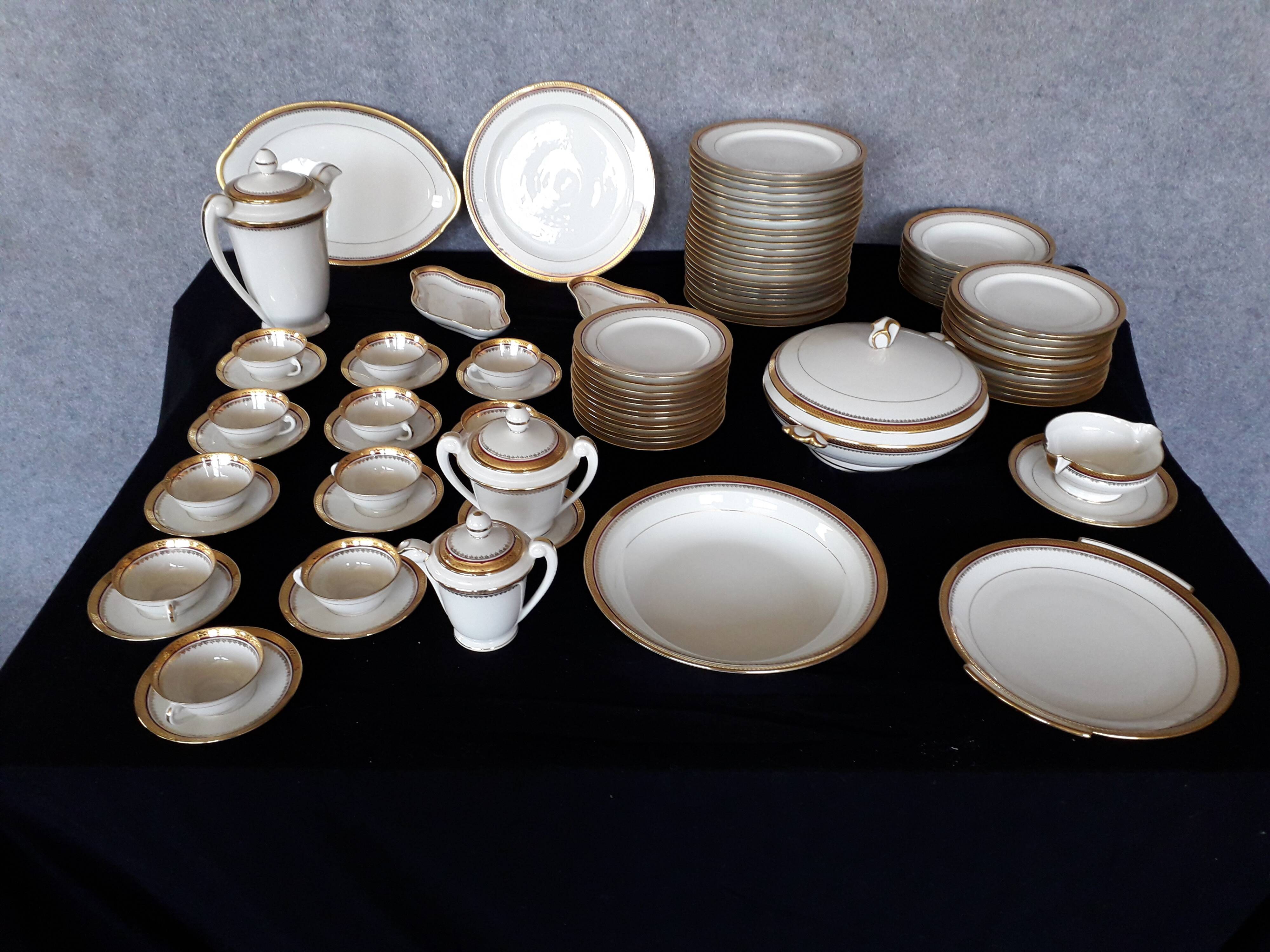Limoges table service of 77 pieces of RS brand of the twentieth century