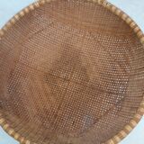 Rounded wicker basket.