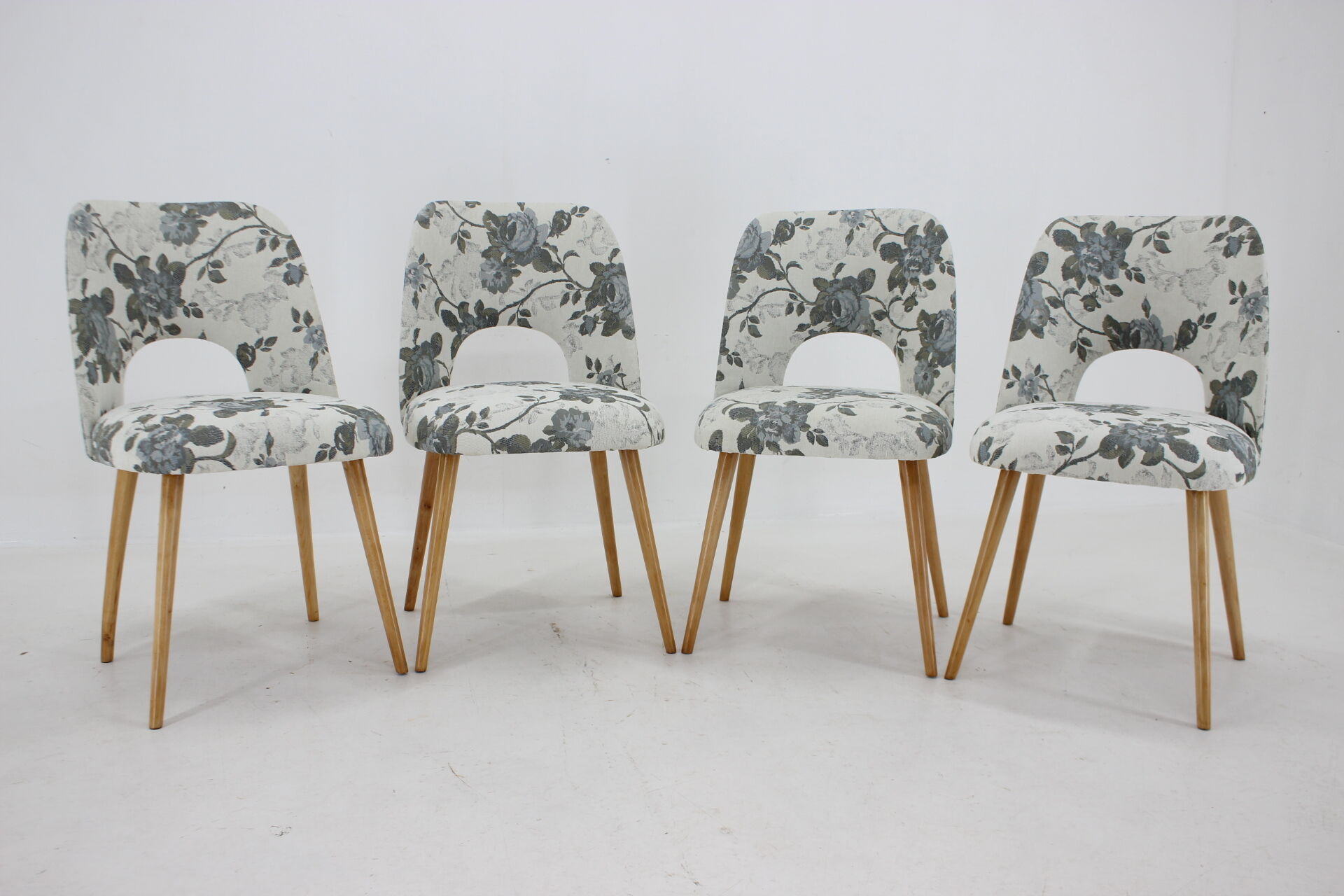 1960s Set of Four Oswald Haerdtl dining Chairs in Fabric ,Czechoslovakia