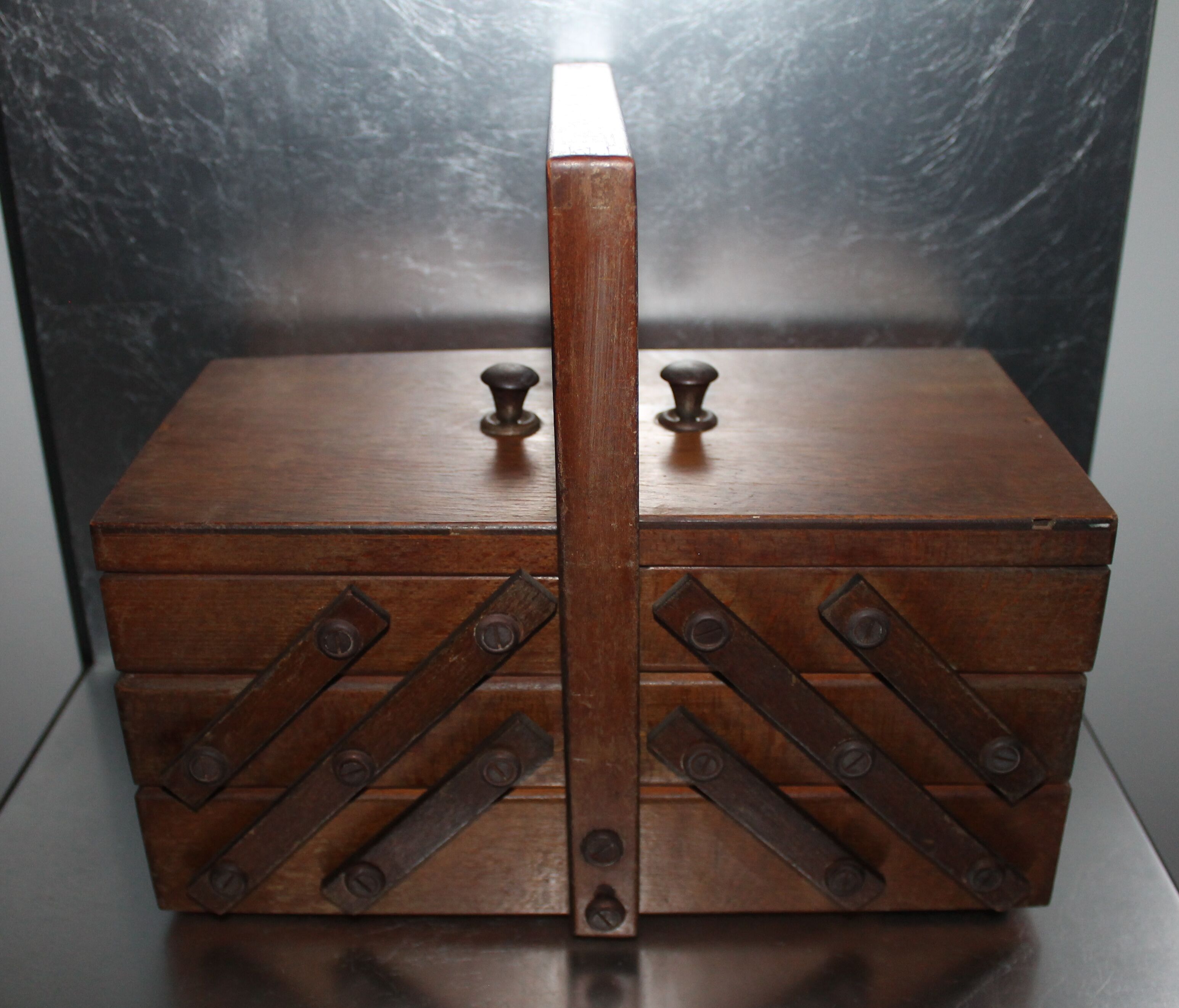 Wooden sewing box from the 60s and 70s