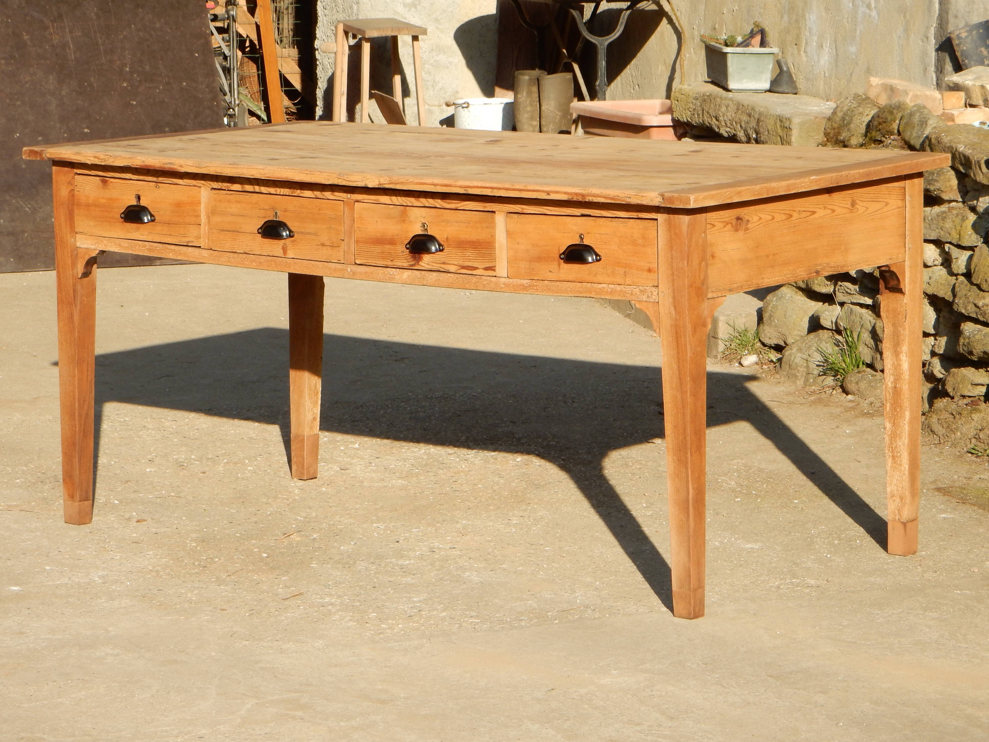 Old fir farmhouse table - 4 drawers