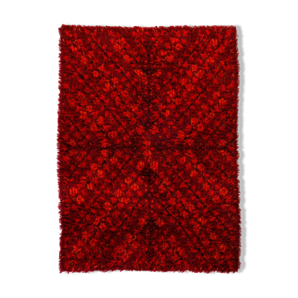 Scandinavian 20th century modern rya rug by AB Wahlbecks. 174 x 140 cm (68.5 x 55.19 in)