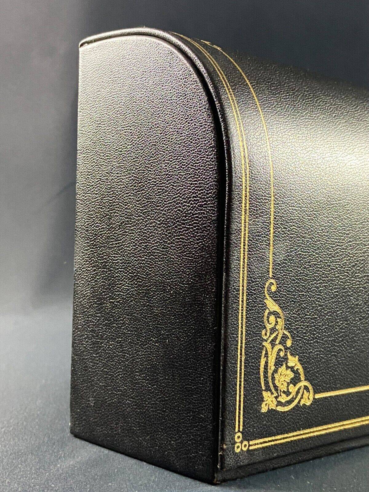 Le Tanneur mail binder sorter leather gilded decoration with small Regency style iron