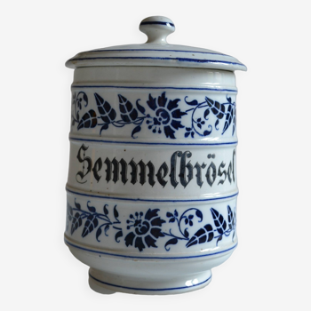 Old German porcelain kitchen or apothecary pharmacy pot RDZ