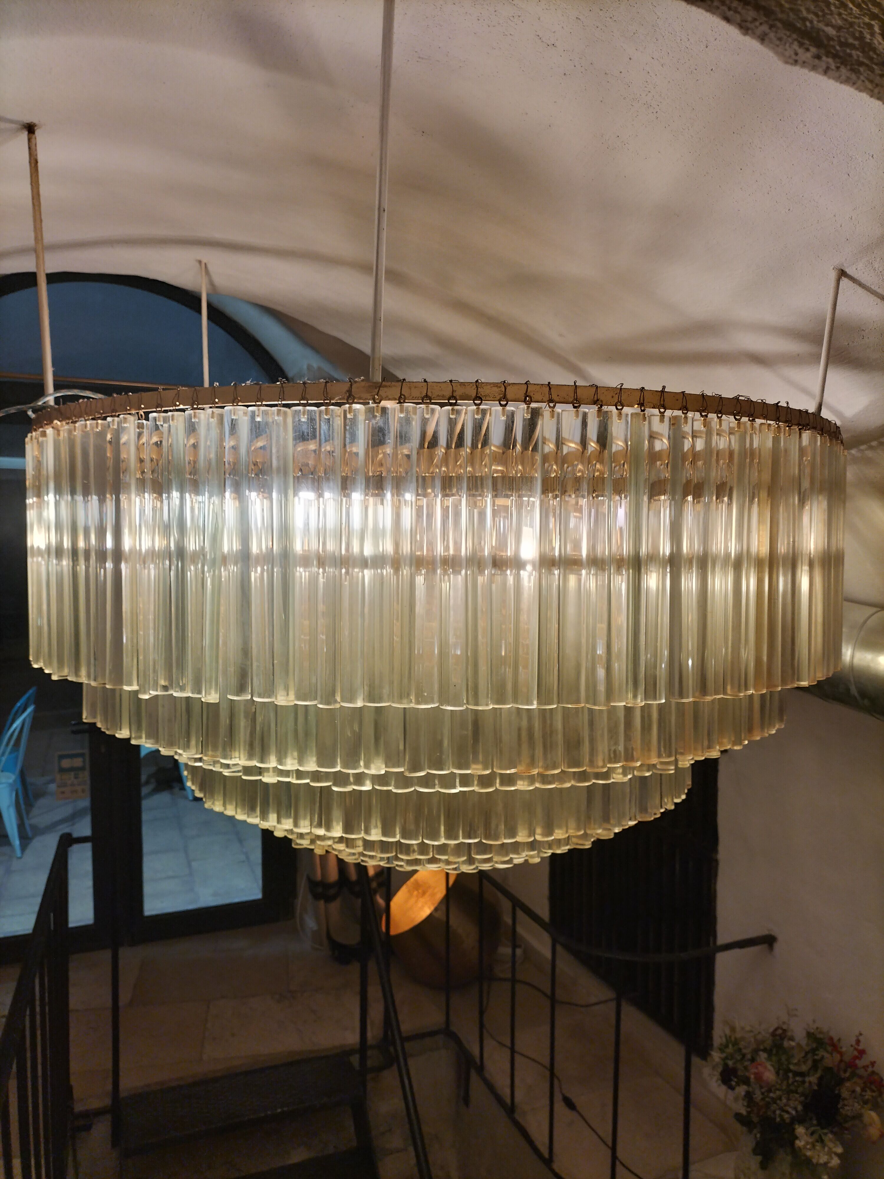 Magnificent Venini chandelier made in the 60s in Murano