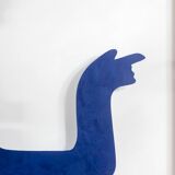 Panneau décoratif « Eva » en métal laqué bleu. Travail contemporain.
