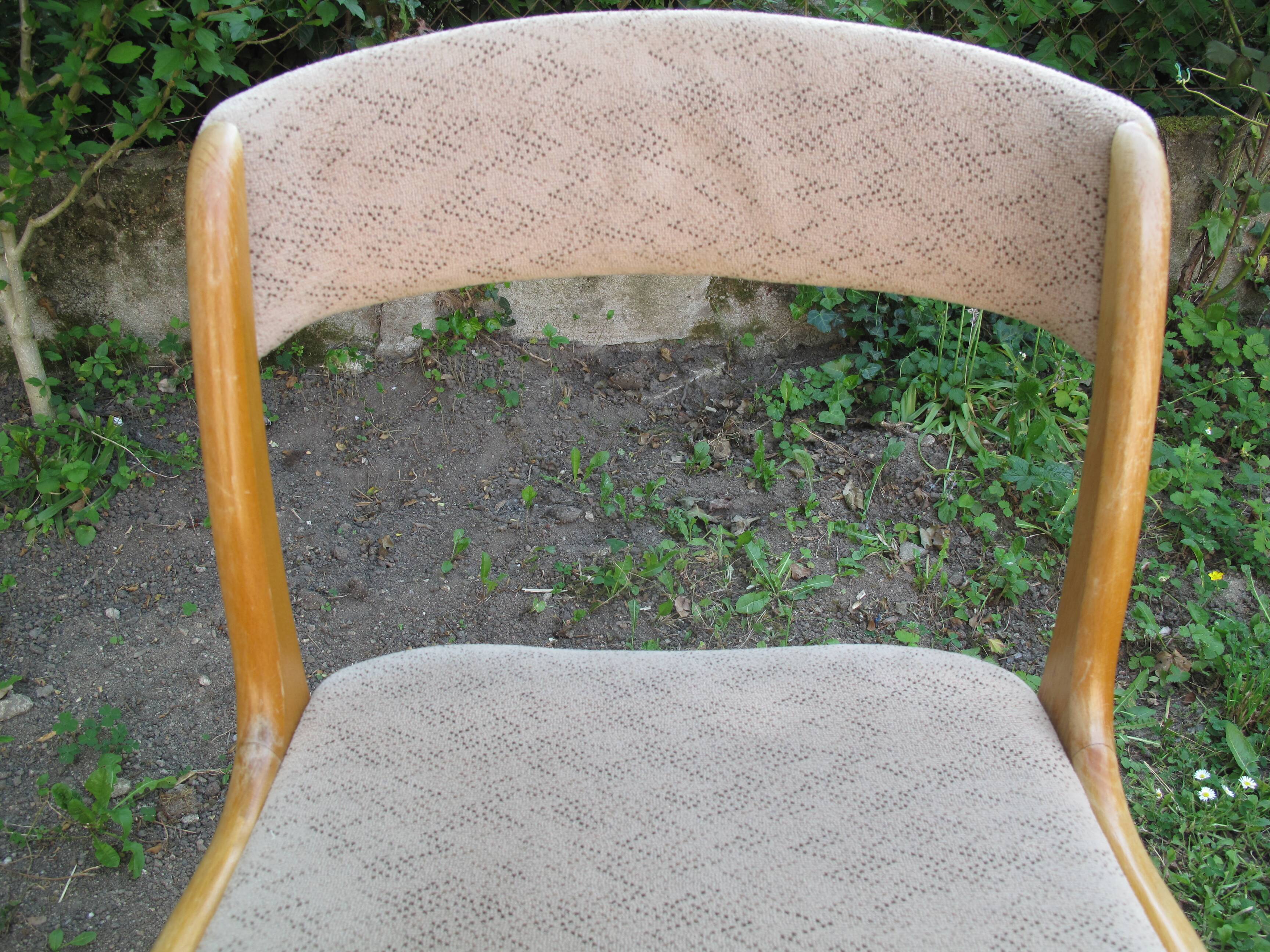 Series of 4 scandinavian chairs