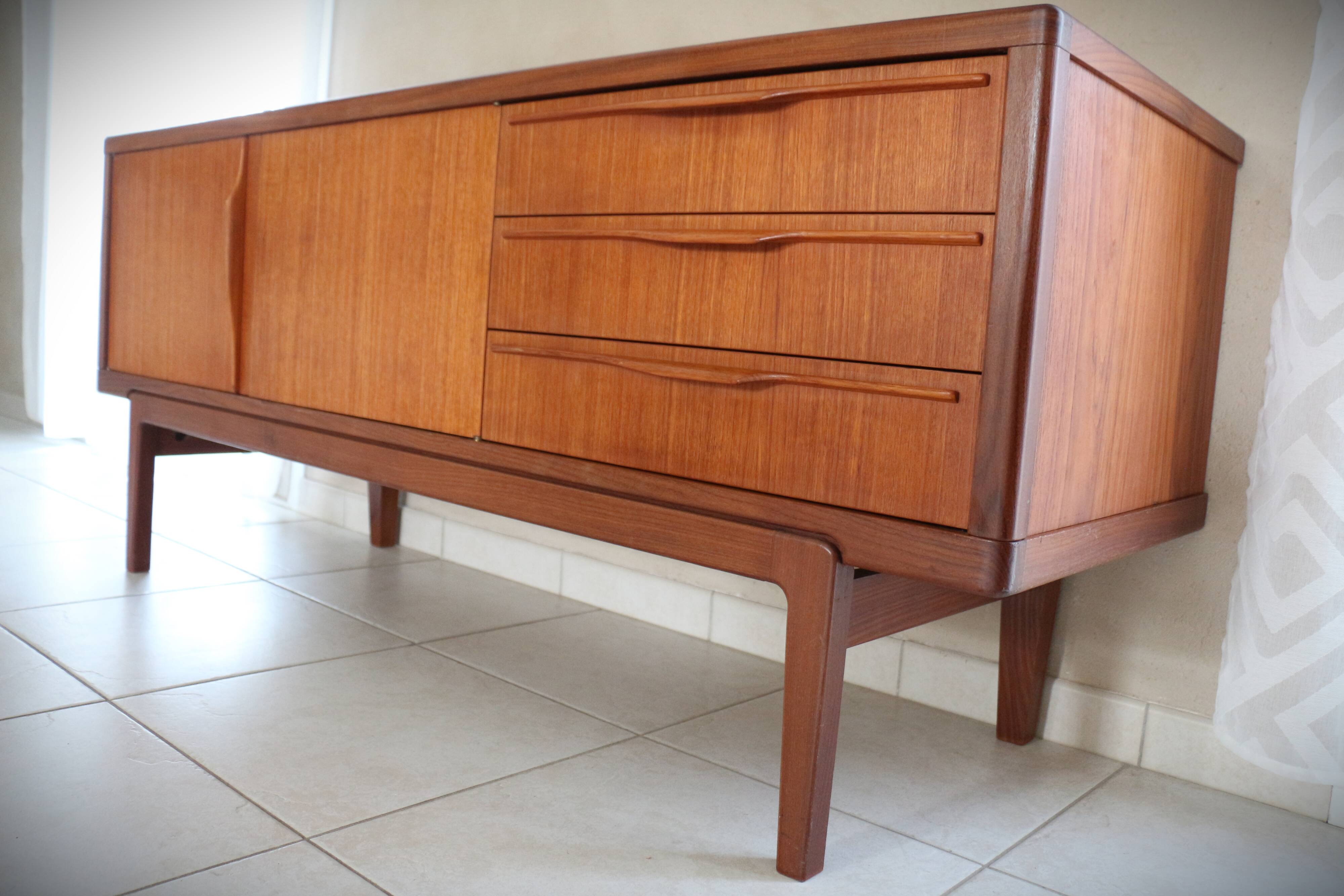 Sideboard Scandinavian design in vintage teak