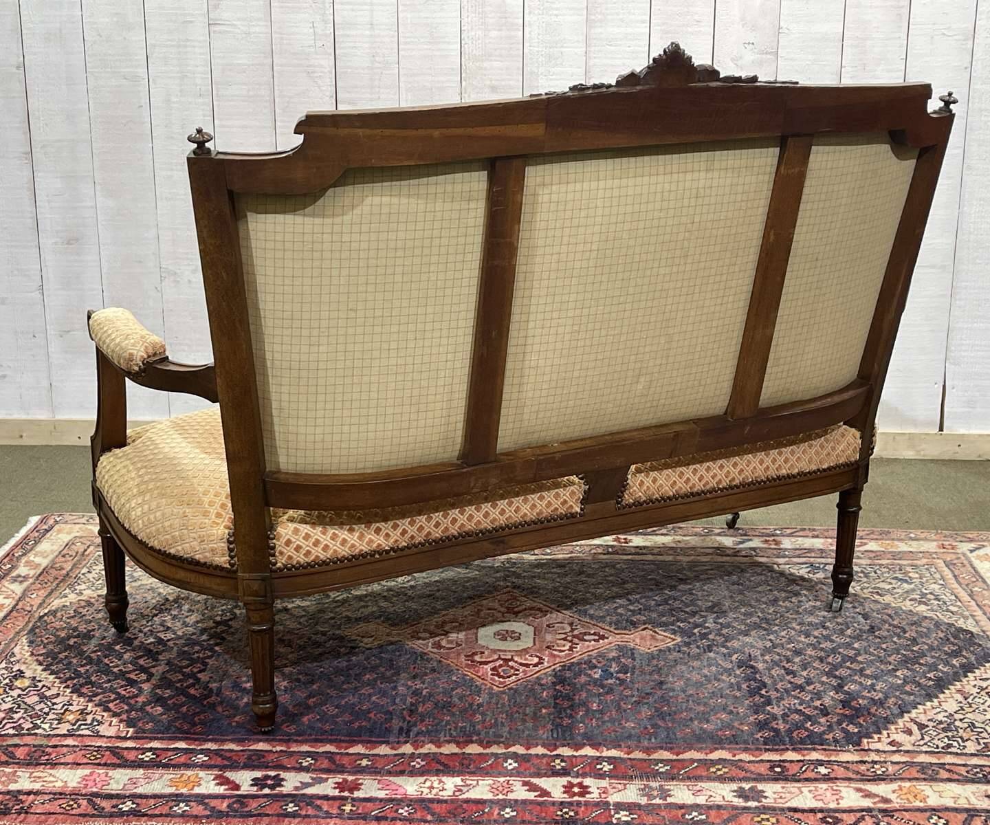 Banquette Louis XVI début XXème en noyer