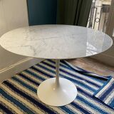 Saarinen table - KNOLL