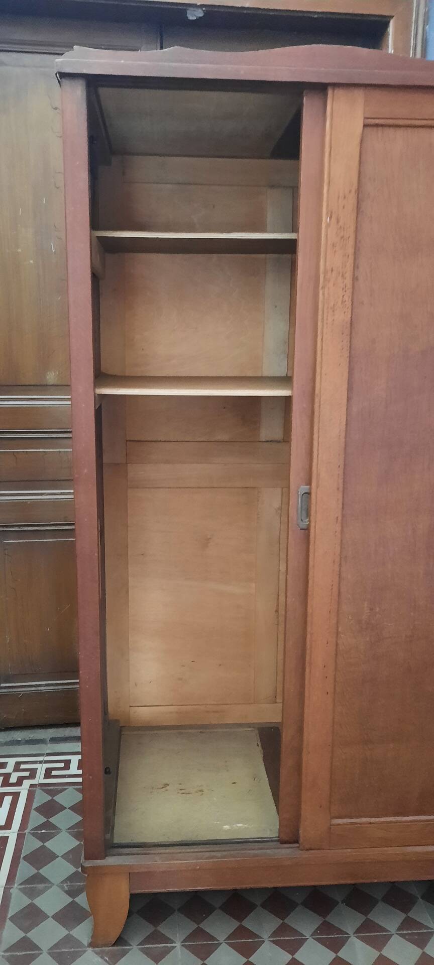 Sliding door wardrobe