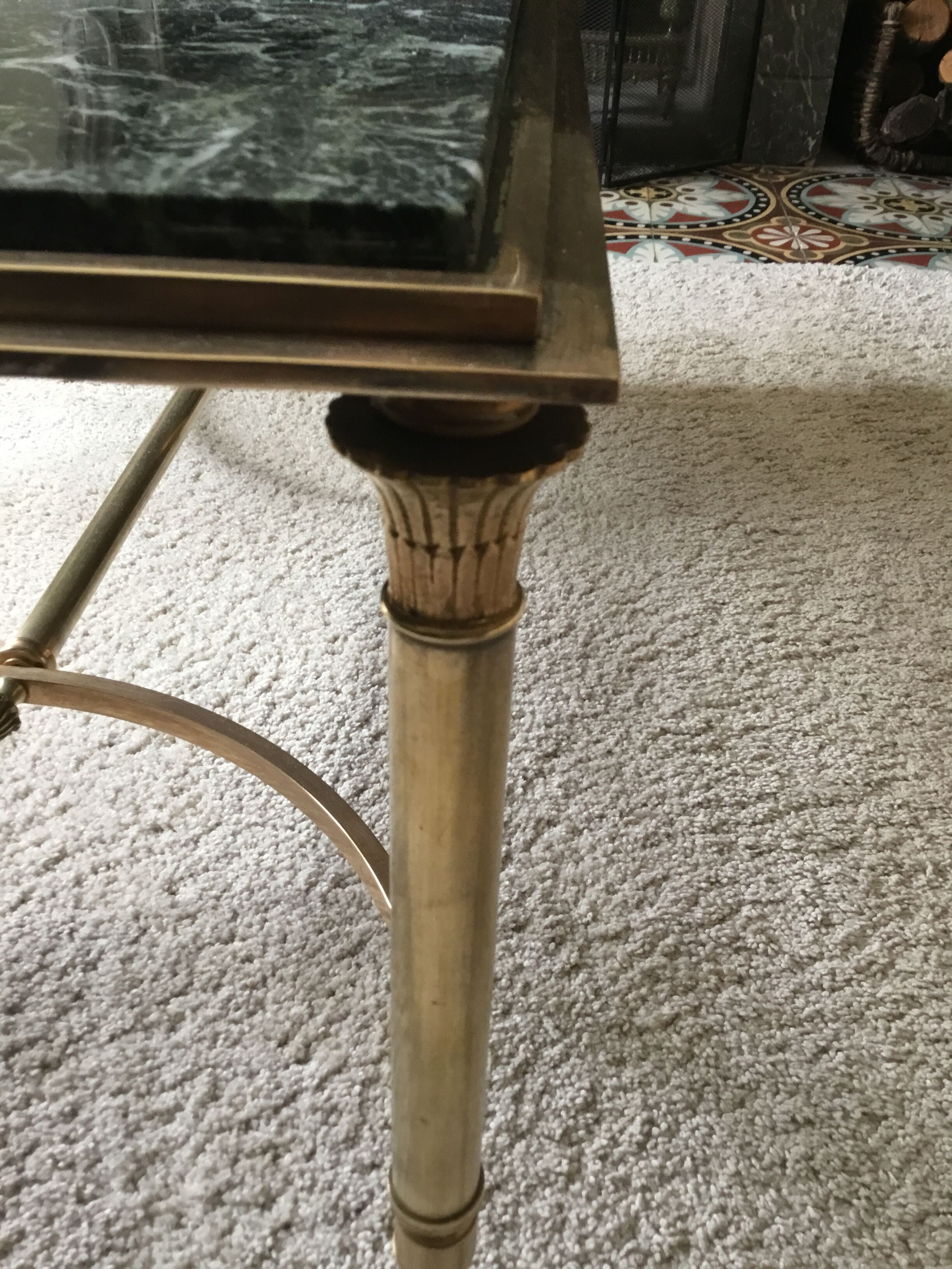 Gold bronze and marble coffee table, tapered feet decorated with Egyptian capitals
