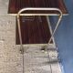 Serving table