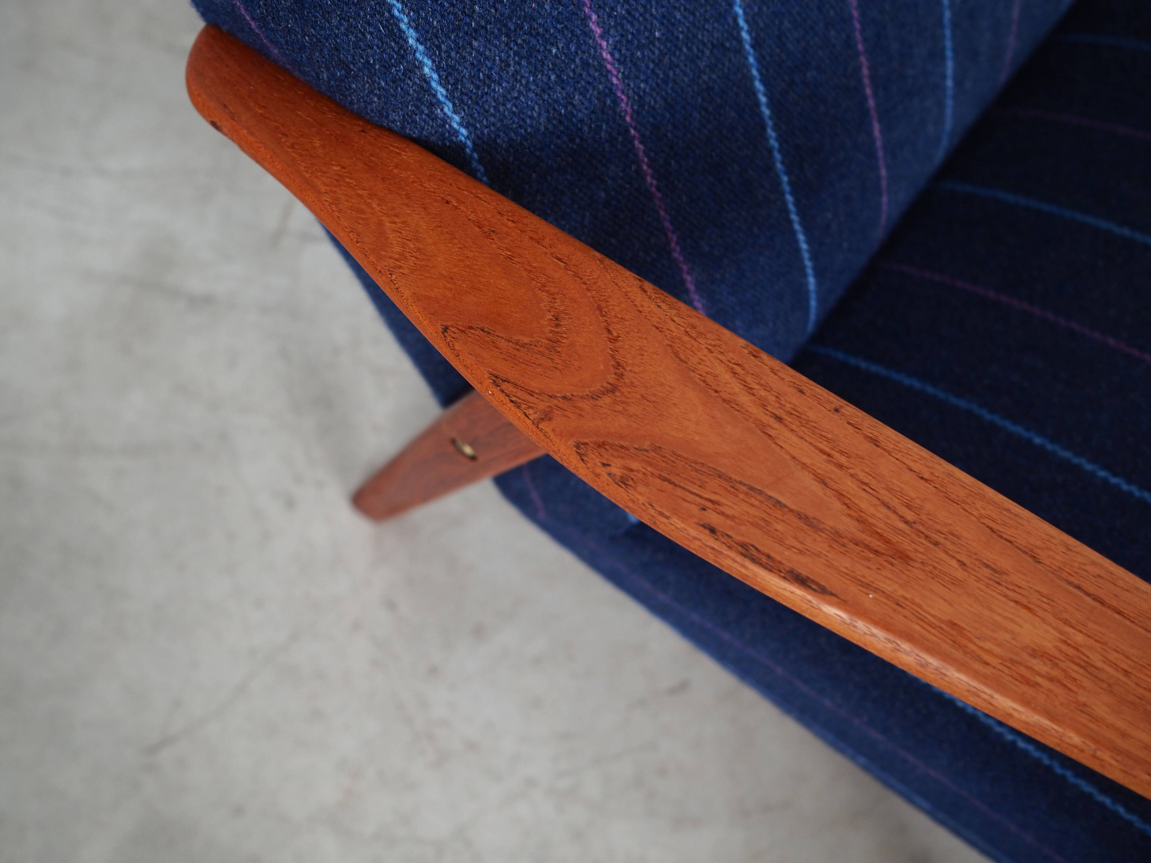 Fauteuil en teck, design danois, années 1970, production : Danemark