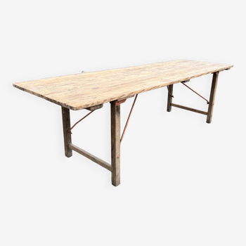 Ancienne table pliante