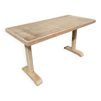 Bistro table