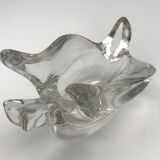 Bird-shaped paperweight, crystal swallow