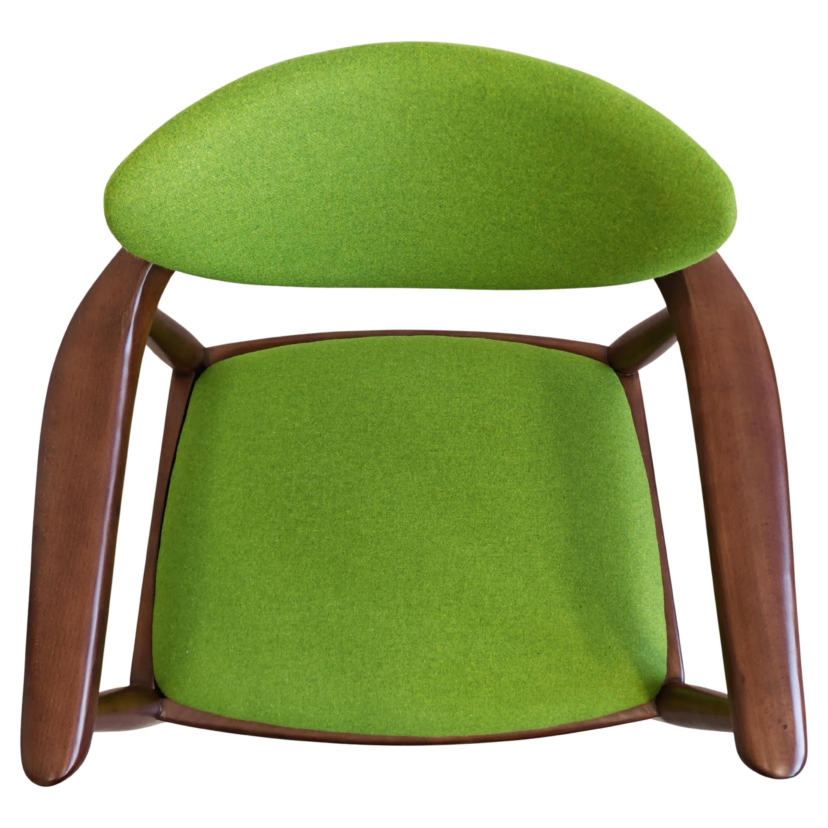 MCM dining chair with armrests by Bernardo Bernardi 1960s