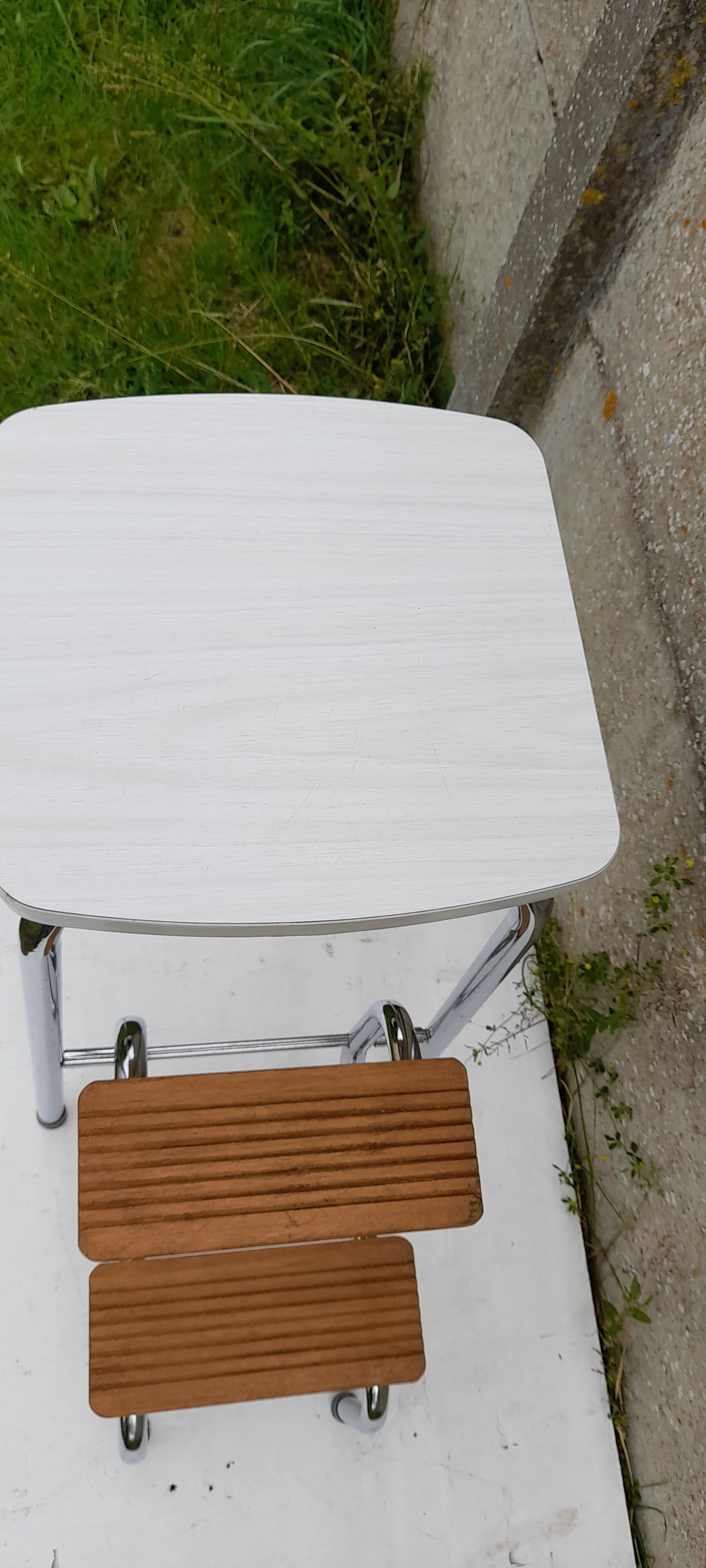 Stepladder retractable step 2 steps H 60 cm