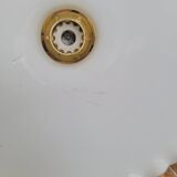 Serrated opaline hanging lamp