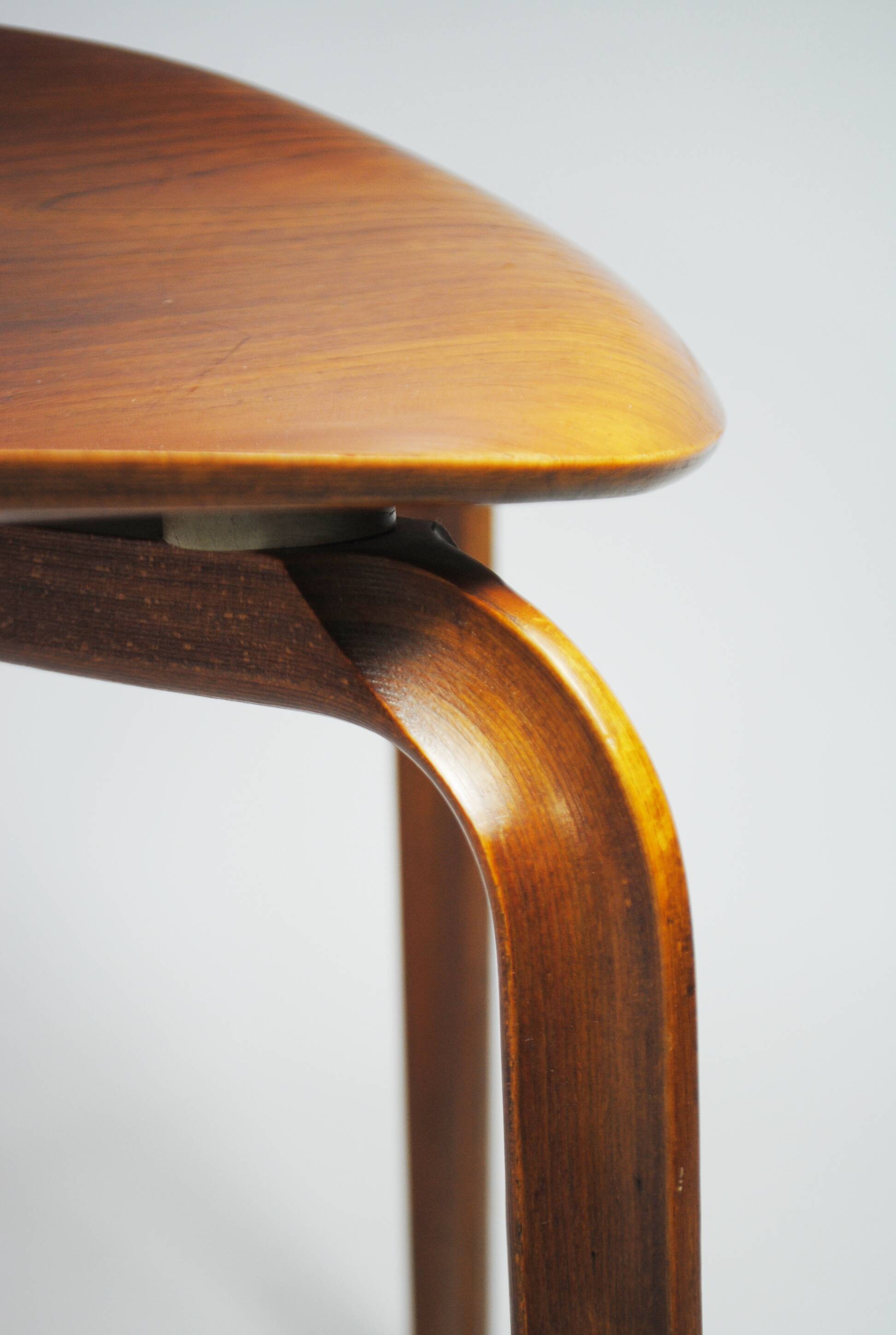 Grand Prix chair by Arne Jacobsen for Fritz Hansen 1957