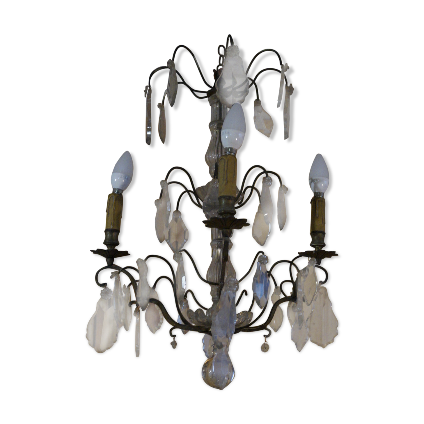 Chandelier with tassels