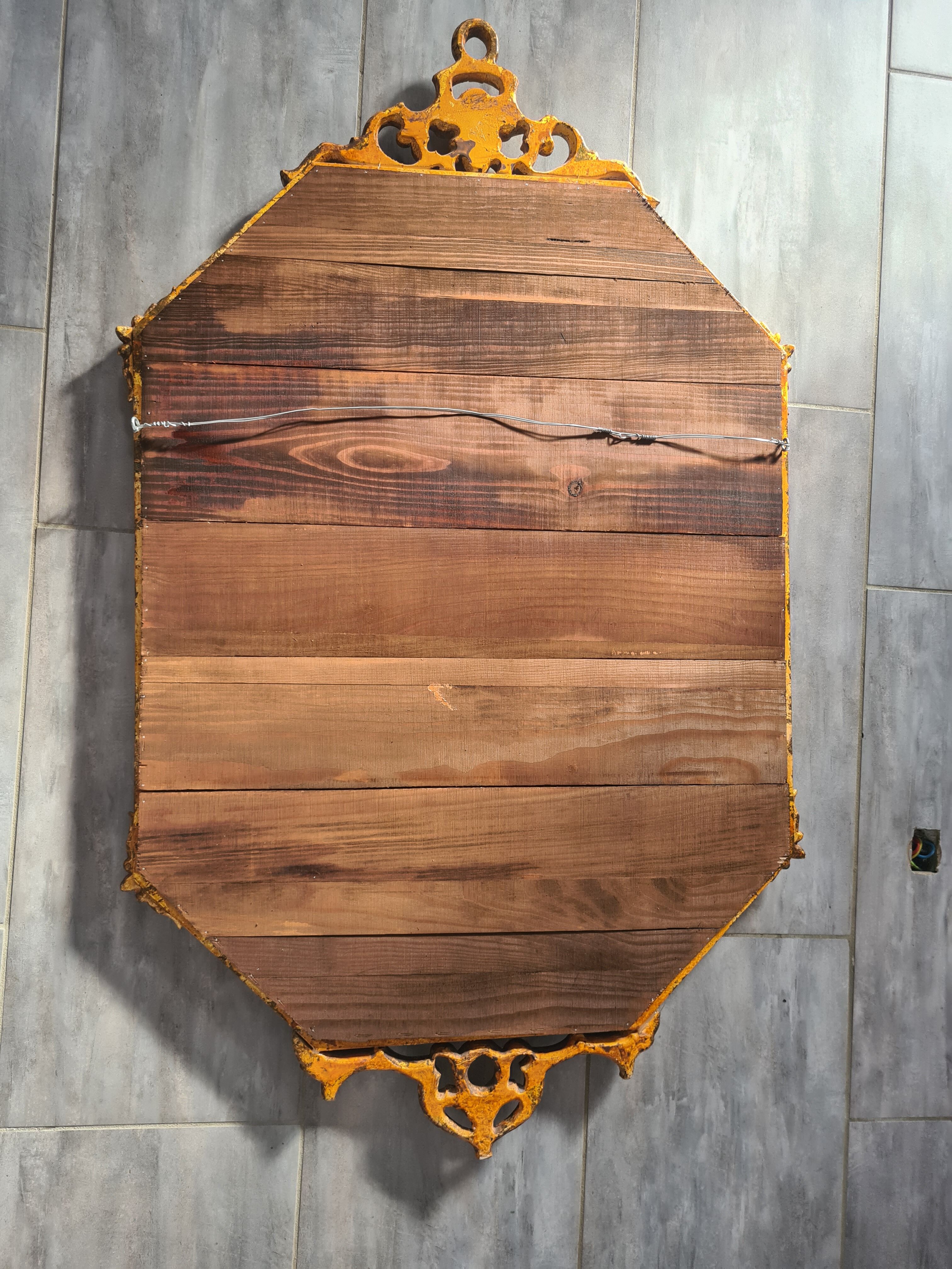 Venetian mirror with art deco parcloses 117 x 72 cm