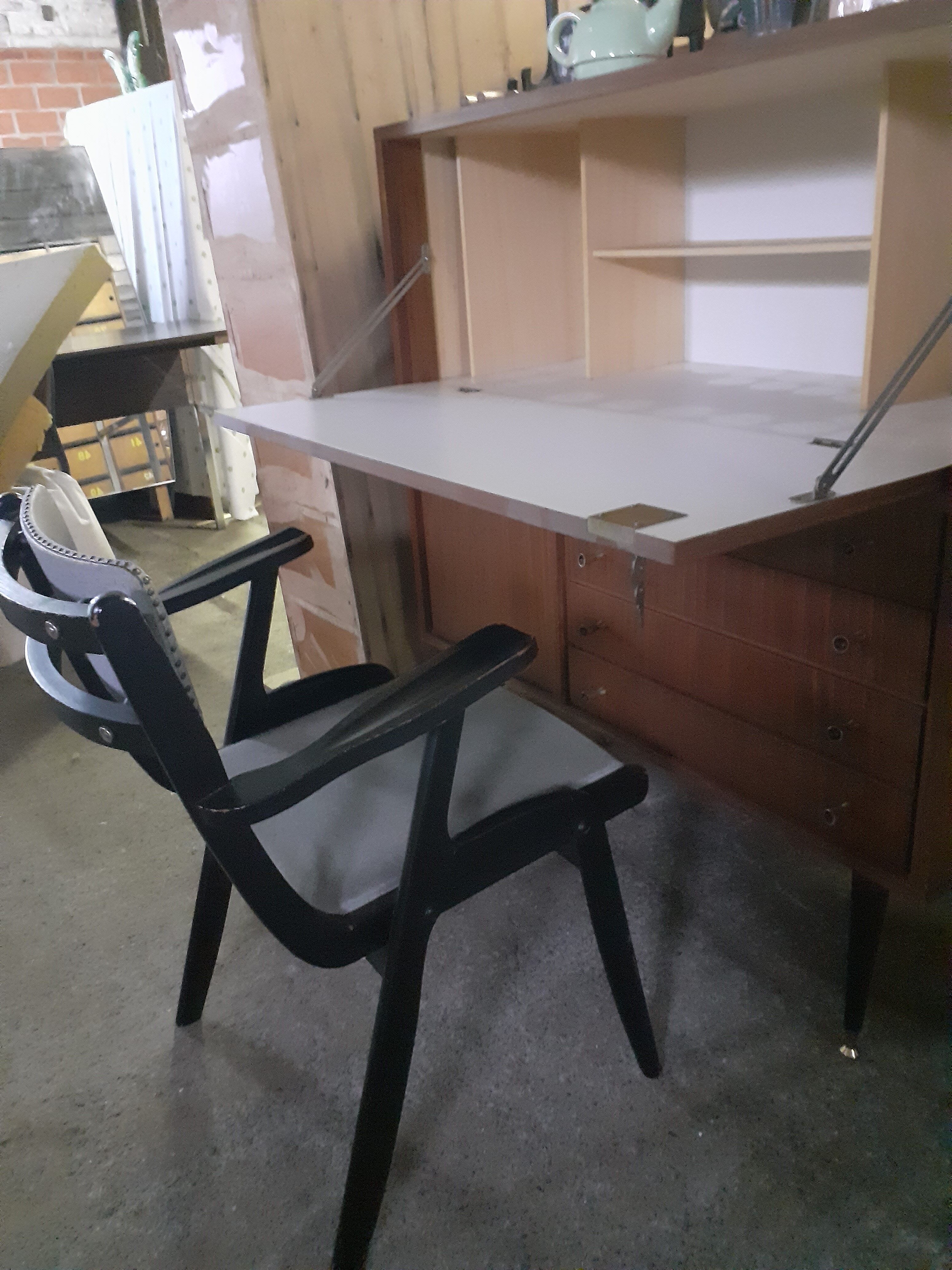 Meuble secrétaire